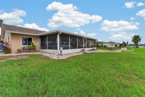 Villa ou maison à vendre à Sun City Center, Floride: 3 chambres, 154.78 m2 № 2388791 - photo 6