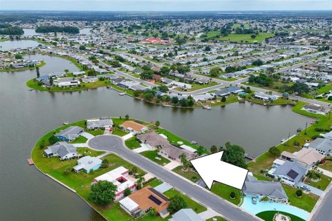 Villa ou maison à vendre à Sun City Center, Floride: 3 chambres, 154.78 m2 № 2388791 - photo 3