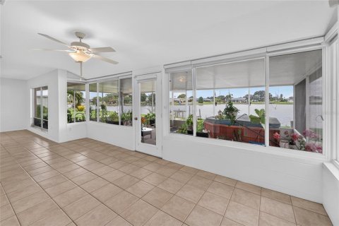 Villa ou maison à vendre à Sun City Center, Floride: 3 chambres, 154.78 m2 № 2388791 - photo 13