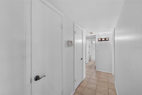 Villa ou maison à vendre à Sun City Center, Floride: 3 chambres, 154.78 m2 № 2388791 - photo 24