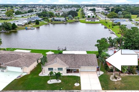 Villa ou maison à Sun City Center, Floride 3 chambres, 154.78 m2 № 2388791