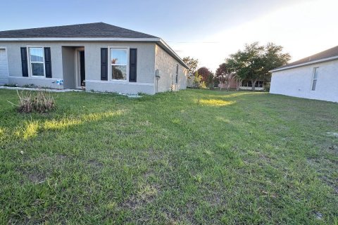 Casa en venta en Port St. Lucie, Florida, 4 dormitorios, 167.78 m2 № 2084200 - foto 17