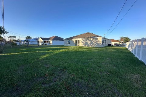 Casa en venta en Port St. Lucie, Florida, 4 dormitorios, 167.78 m2 № 2084200 - foto 19