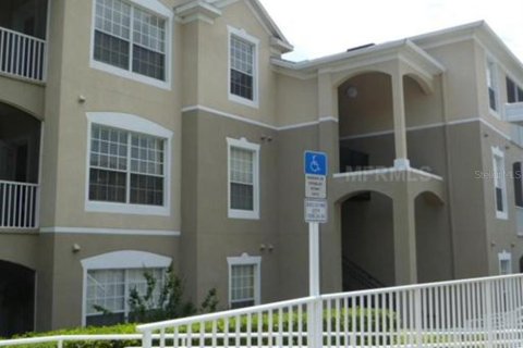 Condo à Altamonte Springs, Floride, 3 chambres  № 2111745