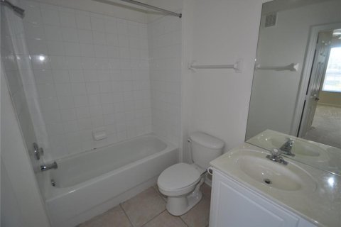 Copropriété à louer à Altamonte Springs, Floride: 3 chambres, 112.23 m2 № 2111745 - photo 5