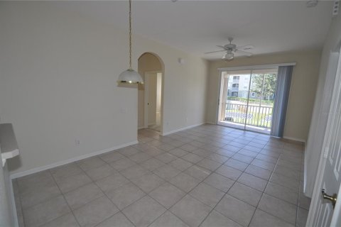 Copropriété à louer à Altamonte Springs, Floride: 3 chambres, 112.23 m2 № 2111745 - photo 3