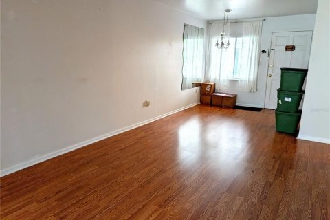 Condominio en alquiler en Bradenton, Florida, 1 dormitorio, 53.51 m2 № 1898473 - foto 3