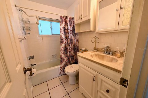 Condominio en alquiler en Bradenton, Florida, 1 dormitorio, 53.51 m2 № 1898473 - foto 6