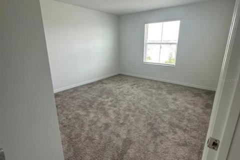 Villa ou maison à louer à Kissimmee, Floride: 5 chambres, 277.41 m2 № 2400423 - photo 19