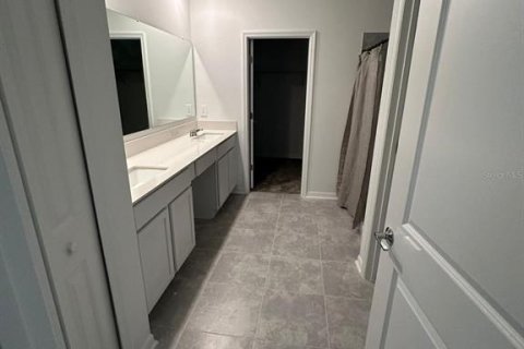 Villa ou maison à louer à Kissimmee, Floride: 5 chambres, 277.41 m2 № 2400423 - photo 20