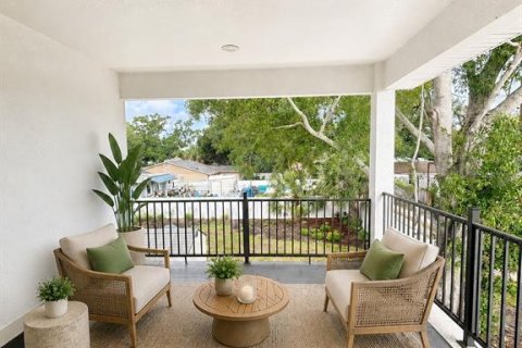 Casa en venta en Saint Petersburg, Florida, 7 dormitorios, 354.33 m2 № 2208001 - foto 18
