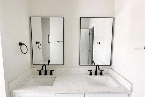 Casa en venta en Saint Petersburg, Florida, 7 dormitorios, 354.33 m2 № 2208001 - foto 16