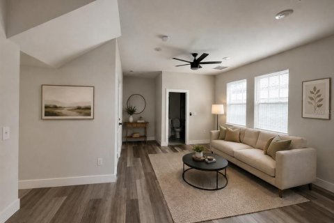 Casa en venta en Saint Petersburg, Florida, 7 dormitorios, 354.33 m2 № 2208001 - foto 14