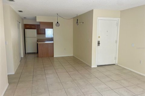 Condo in Sarasota, Florida, 2 bedrooms  № 2224857 - photo 9