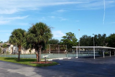 Condo in Sarasota, Florida, 2 bedrooms  № 2224857 - photo 4