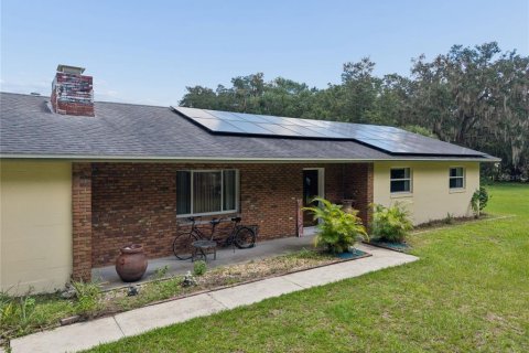 House in Mims, Florida 3 bedrooms, 159.7 sq.m. № 2339760