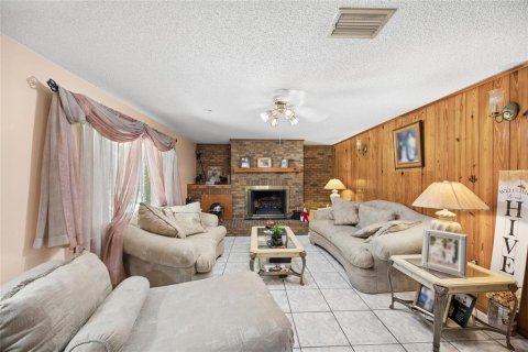 House in Mims, Florida 3 bedrooms, 159.7 sq.m. № 2339760 - photo 6