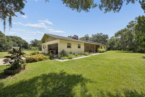 House in Mims, Florida 3 bedrooms, 159.7 sq.m. № 2339760 - photo 4