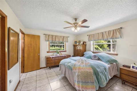 House in Mims, Florida 3 bedrooms, 159.7 sq.m. № 2339760 - photo 22