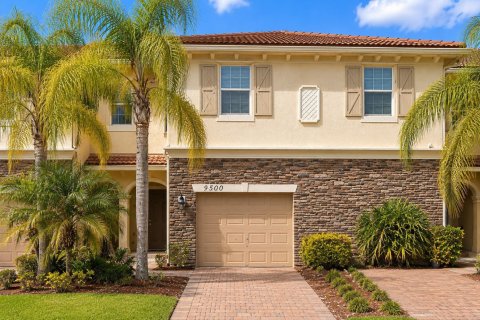 Townhouse in Stuart, Florida 3 bedrooms, 150.32 sq.m. № 2169270