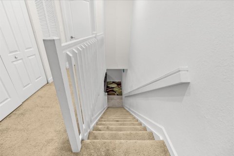 Townhouse in Stuart, Florida 3 bedrooms, 150.32 sq.m. № 2169270 - photo 24