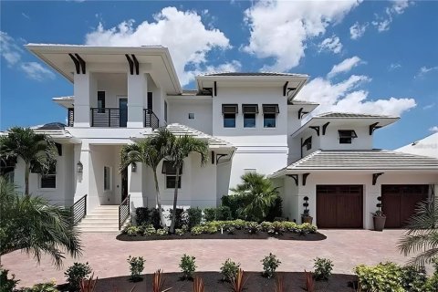 House in Sarasota, Florida 4 bedrooms, 402.73 sq.m. № 2105624