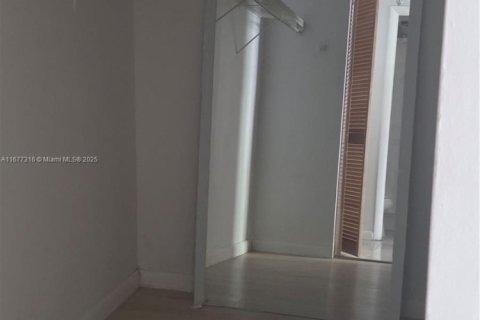 Купить кондоминиум в Майами, Флорида 2 спальни, 108.88м2, № 1937574 - фото 8