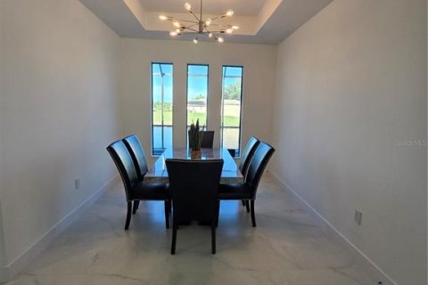Casa en venta en Port Charlotte, Florida, 4 dormitorios, 227.24 m2 № 1919732 - foto 13