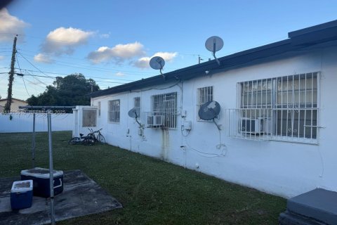 Immobilier commercial à vendre à Miami, Floride № 1974716 - photo 5