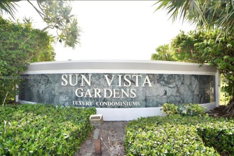 Condominio en venta en Tamarac, Florida, 1 dormitorio, 57.13 m2 № 2066681 - foto 2