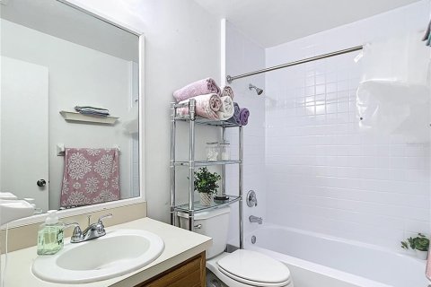 Купить кондоминиум в Гейнсвилл, Флорида 4 комнаты, 99.41м2, № 1576502 - фото 18