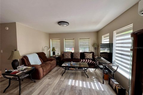 Hôtel, hôtellerie à vendre à Fort MC Coy, Floride: 328.87 m2 № 2430527 - photo 10