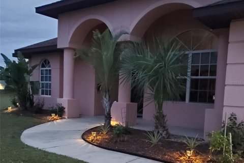 Casa en venta en Punta Gorda, Florida, 3 dormitorios, 178 m2 № 2239858 - foto 5