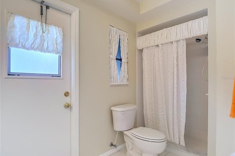 Villa ou maison à vendre à Rotonda, Floride: 4 chambres, 242.38 m2 № 2399387 - photo 22