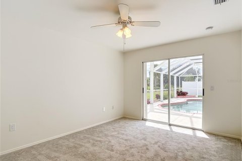 Villa ou maison à vendre à Rotonda, Floride: 4 chambres, 242.38 m2 № 2399387 - photo 18