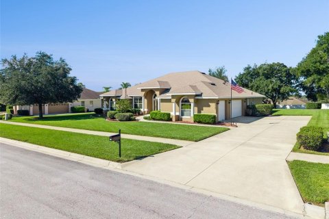 Villa ou maison à vendre à Clermont, Floride: 4 chambres, 231.7 m2 № 2416848 - photo 3