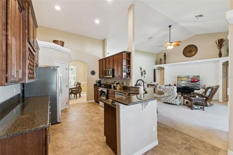 Villa ou maison à vendre à Clermont, Floride: 4 chambres, 231.7 m2 № 2416848 - photo 12