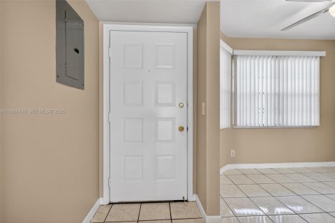 Copropriété à louer à Pembroke Pines, Floride: 2 chambres, 125.51 m2 № 2051500 - photo 30