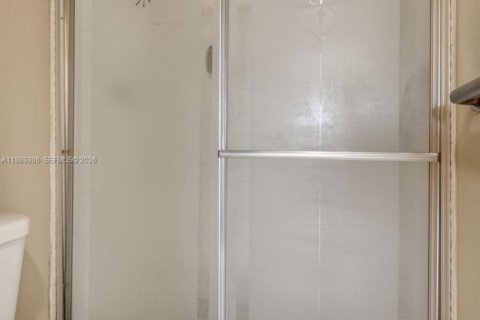 Copropriété à louer à Pembroke Pines, Floride: 2 chambres, 125.51 m2 № 2051500 - photo 22