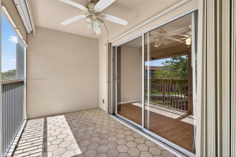 Copropriété à louer à Pembroke Pines, Floride: 2 chambres, 125.51 m2 № 2051500 - photo 26