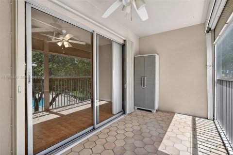 Copropriété à louer à Pembroke Pines, Floride: 2 chambres, 125.51 m2 № 2051500 - photo 25