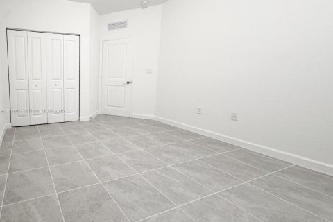 Immobilier commercial à louer à Homestead, Floride: 2 chambres № 1974082 - photo 8