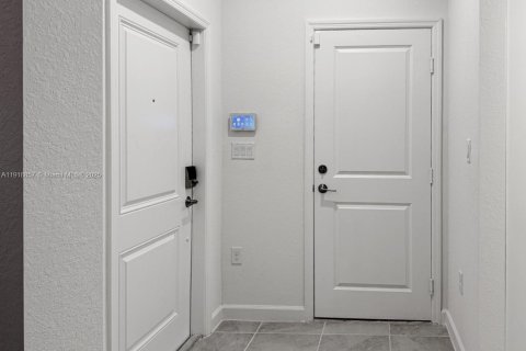 Immobilier commercial à louer à Homestead, Floride: 2 chambres № 1974082 - photo 15