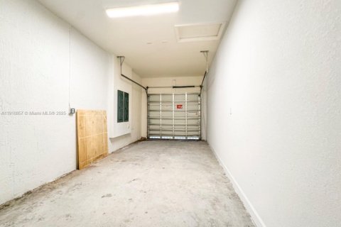 Immobilier commercial à louer à Homestead, Floride: 2 chambres № 1974082 - photo 14