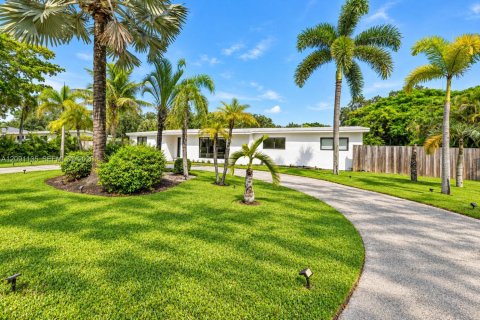 Villa ou maison à Miami, Floride 3 chambres, 169.45 m2 № 2372008