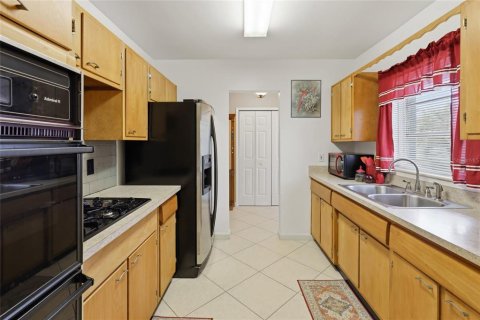 Villa ou maison à vendre à Port Charlotte, Floride: 3 chambres, 124.86 m2 № 2204778 - photo 4