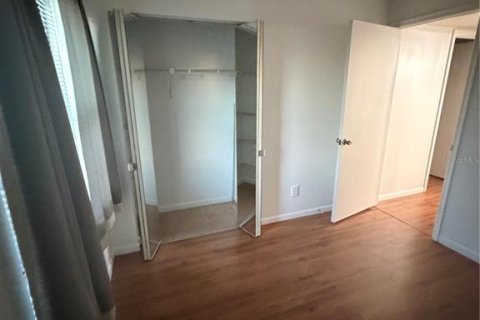 Condominio en alquiler en Orlando, Florida, 2 dormitorios, 76.18 m2 № 2421762 - foto 14