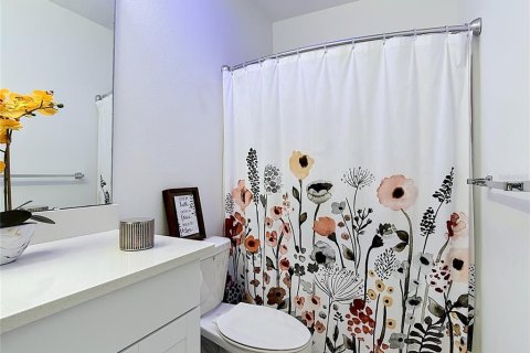 Villa ou maison à vendre à Kissimmee, Floride: 6 chambres, 278.99 m2 № 2133760 - photo 28