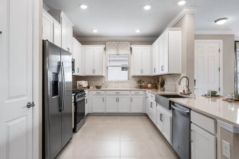 Villa ou maison à vendre à Wesley Chapel, Floride: 2 chambres, 156.91 m2 № 2403099 - photo 3