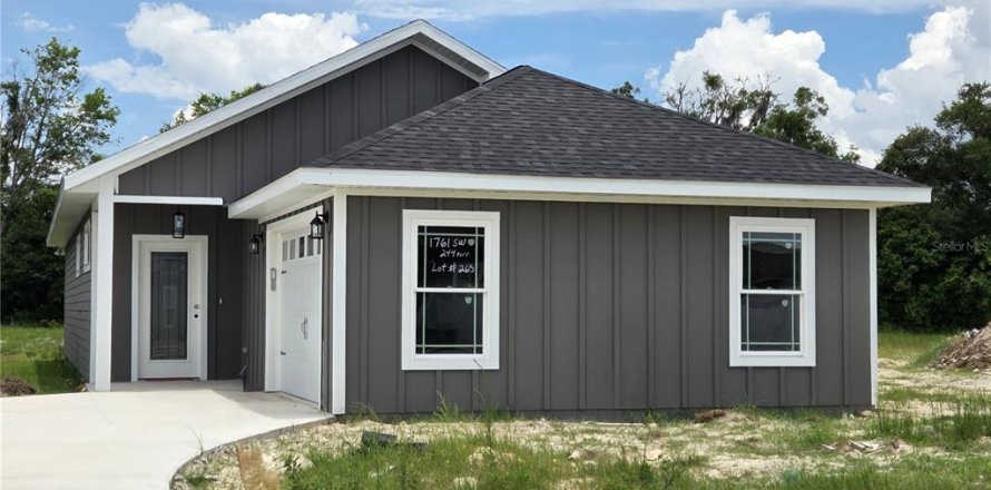 House in Newberry, Florida 2 bedrooms, 125.79 sq.m. № 1791968